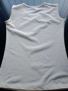 Basic T-Shirt