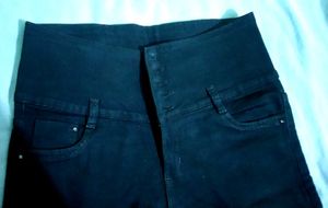 ▪️Classic Black Jeans