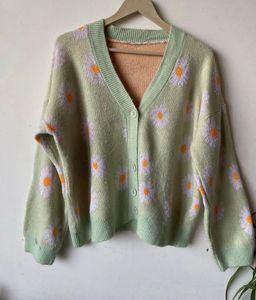 Daisy Print Knit Cardigan