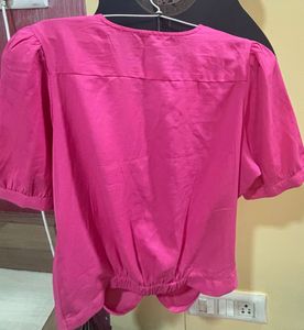V-Neck Twisted Pink Top