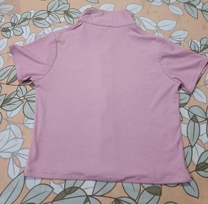 Cute pastel pink zipped crop top