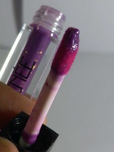 MARS Lipstick - Classic Red Shade