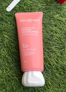 DOT &amp; KEY Watermelon Skincare Set