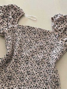 Cute Floral Smocked Puff Sleeve Top