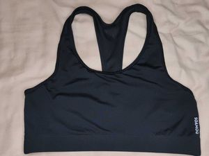 Comfortable Black Sports Bra Non Padded