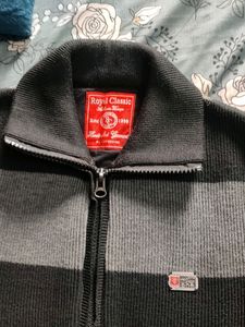 Sleeveless Wollen Jacket