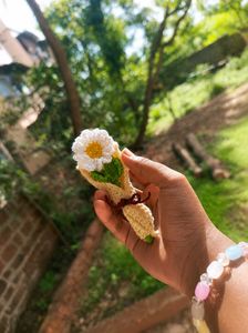 Handmade Crochet Daisy Bouquet Charm