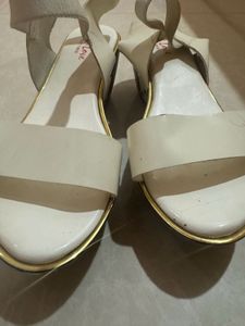 White Wedges