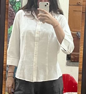 32-34 inches Chic Striped White Collared Shirt