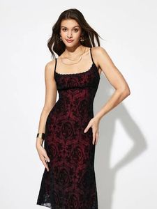 Savana Lace bodycon dress