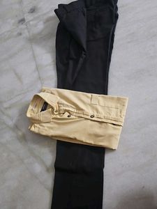 Men's Casual Button-Down Shirt