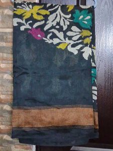 Elegant Floral Print Saree