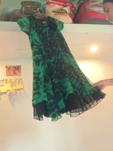 Stylish Green &amp; Black Tie-Dye Dress