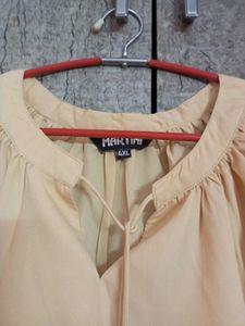 Casual Women Top (Brand Martini)