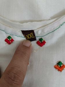Embroidered White Kurta