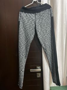 GYM LEGGING🖤