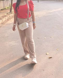 Red Pull Sleeves Top