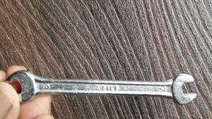 Multi  size spanner with Screwdriver