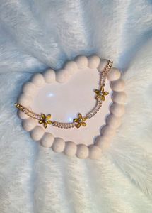 Sparkling Flower Bracelet