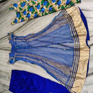 Elegant Blue Embroidered Kurta Set