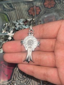 Cross Pendant Necklace