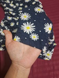 🌼Daisy Top from Dubai🌼