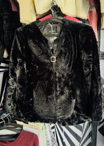 Elegant Black Faux Fur Jacket