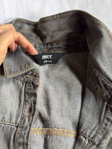 Sleeveless Grey Denim vest