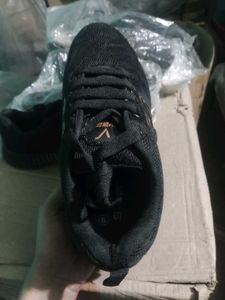 NEW NO USED CASUAL SHOES FOR MAN,