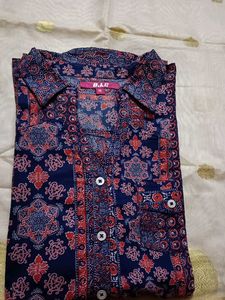 Patterned shirt for women