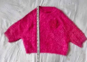Very Fancy And Cute Woolen Korean Crop Top