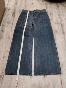 Ma5889 Levy bootcut jeans waist 30 inches