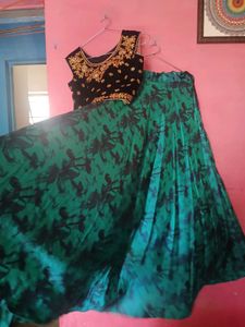 Embroidered Crop Top &amp; Printed Skirt Set