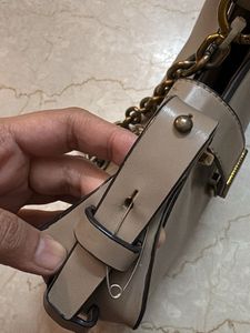 charles and keith Chunky Chain Detail Handbag