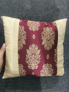 Set Of 2 Small Cushion With Cover - Red