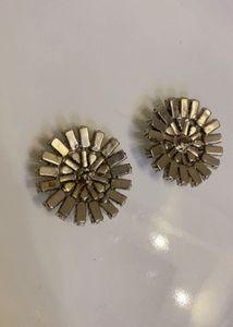 Sparkling Rhinestone Flower Earrings