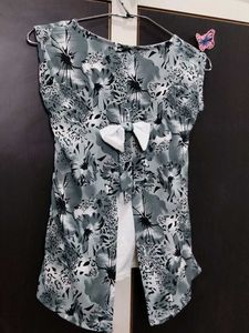 Stylish Floral Print grey colour Top