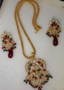 Indian Style Gold Necklace & Earring Set