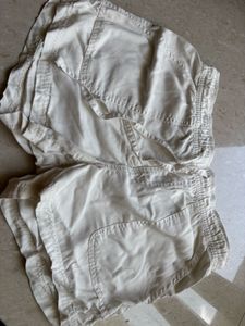Casual Beige Shorts
