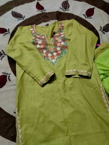 Beautiful Embroidered Kurta Set