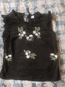 Embroidery Top