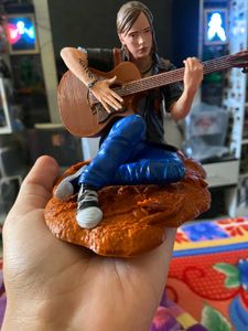 The Last of Us Ellie Figurine 3d printed and paint