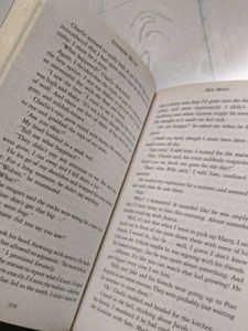 New Moon by Stephenie Meyer