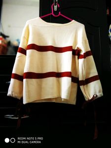 Tops/Blouse