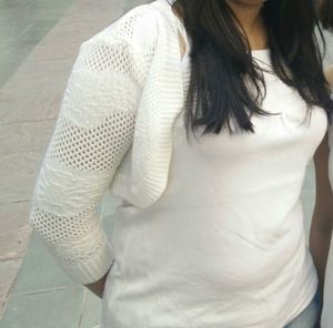 Chic White Knit Spegatti &amp; Shrug Combo