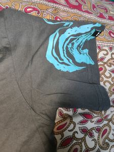 Graphic Print Tee