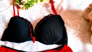 Black Lace Trim Bra with beautiful brief 👍