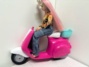 Pink barbie Scooter Playset