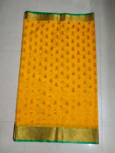 Mustard Yellow 🟡 Green Pattu Saree