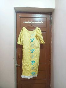 Festive suit set for plus size women